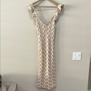 BCBGeneration Sleeveless Zigzag Tan Dress XS -flaw